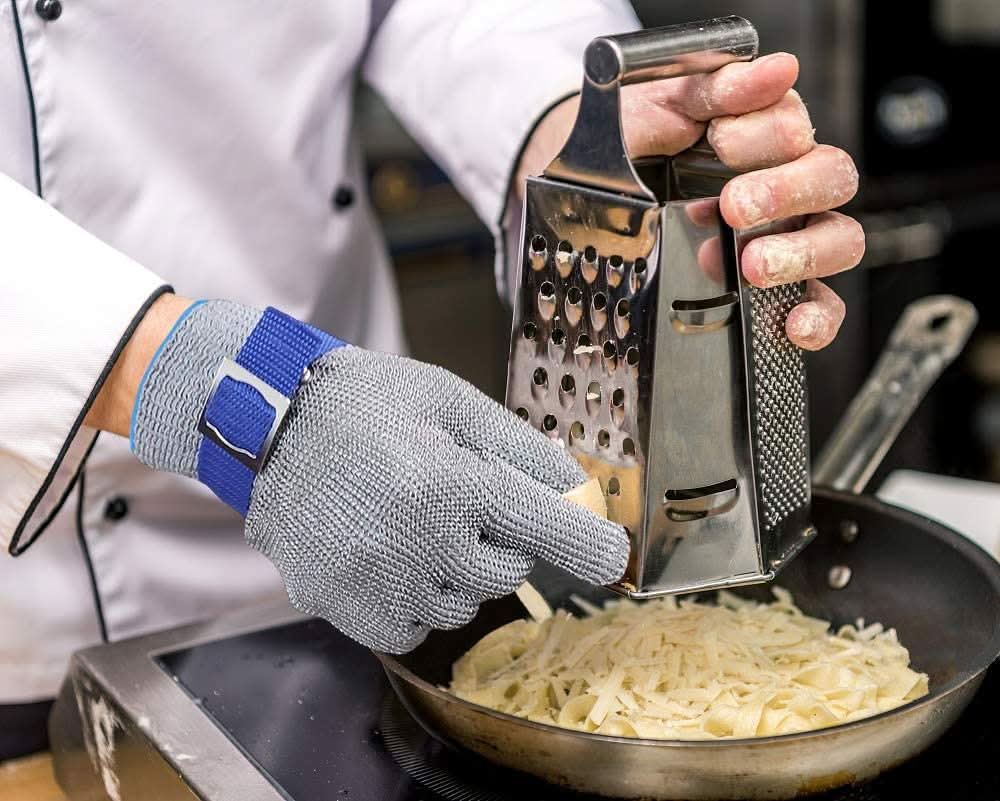 Schutzhandschuh aus Edelstahl - Schnittfest für Küche und Arbeitsschutz
