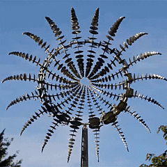 Rostfreies kinetisches Windspiel und Windrad aus Metall für Outdoor-Gartendekoration und Landschaftsgestaltung