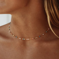 Selina regenbogenfarbene Choker-Halskette mit 18 Karat Vergoldung