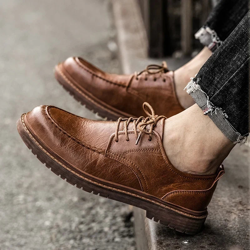 Vielseitiger und bequemer Herrenschuh