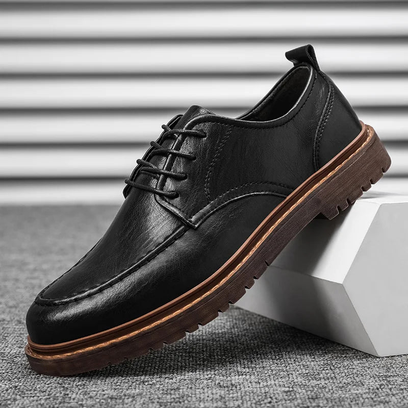 Vielseitiger und bequemer Herrenschuh
