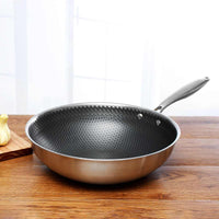 Antihaftbeschichtete Stahlpfanne für einfaches Kochen