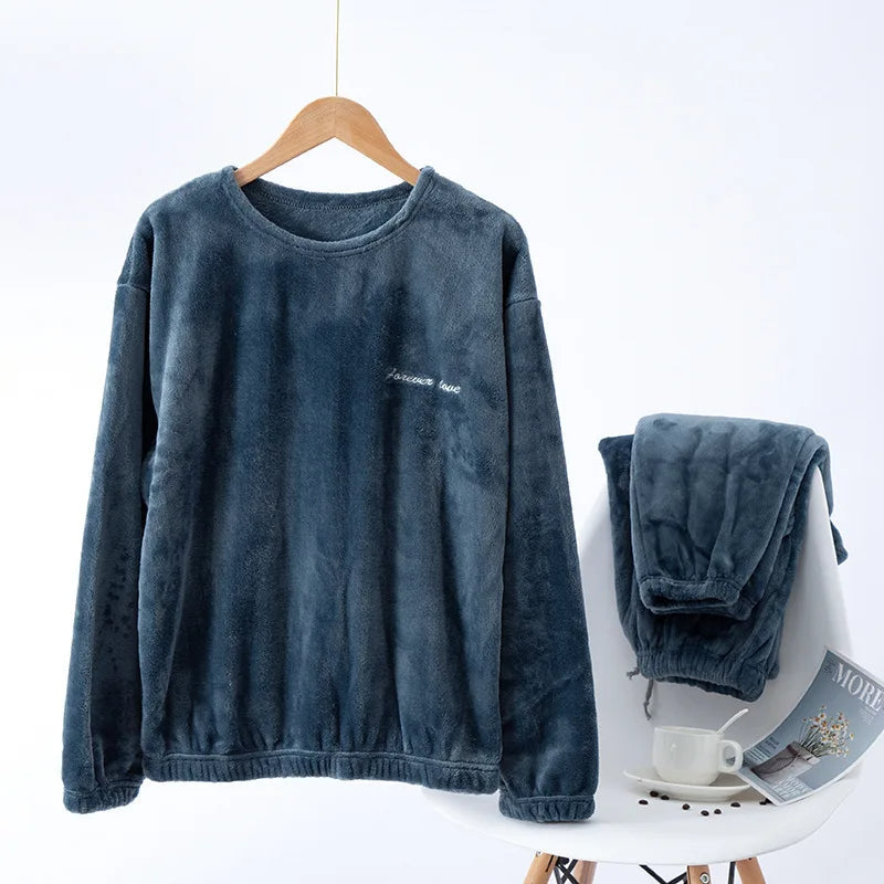 Winterpyjama | Warme und weiche Nachtwäsche für Herren