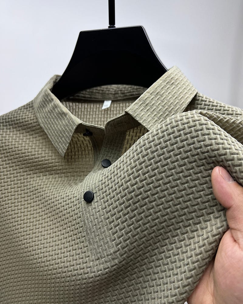 Texturiertes klassisch geschnittenes Herren-Poloshirt
