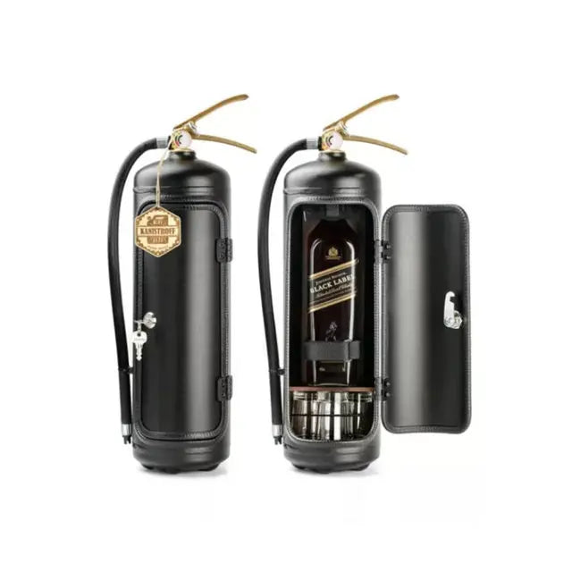 Versteckter Flaschenhalter in Feuerlöscher-Form