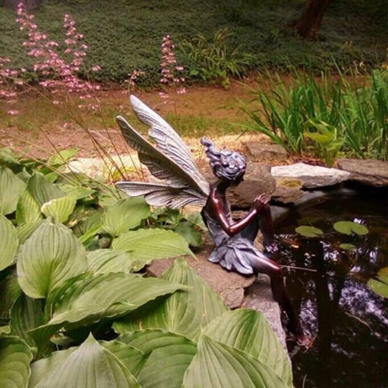 Sitzende Fee Gartenstatue