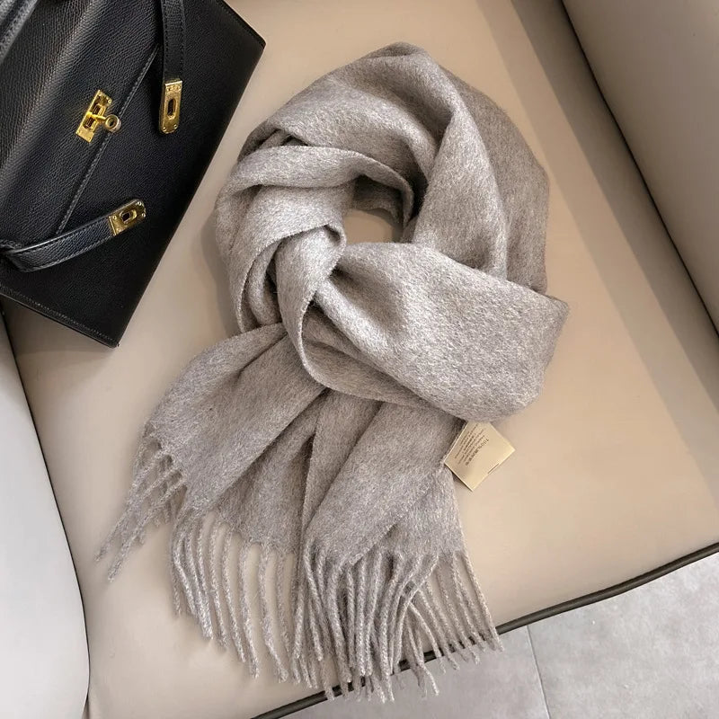 Unisex schmaler Wollschal - einfarbig, warm und weich