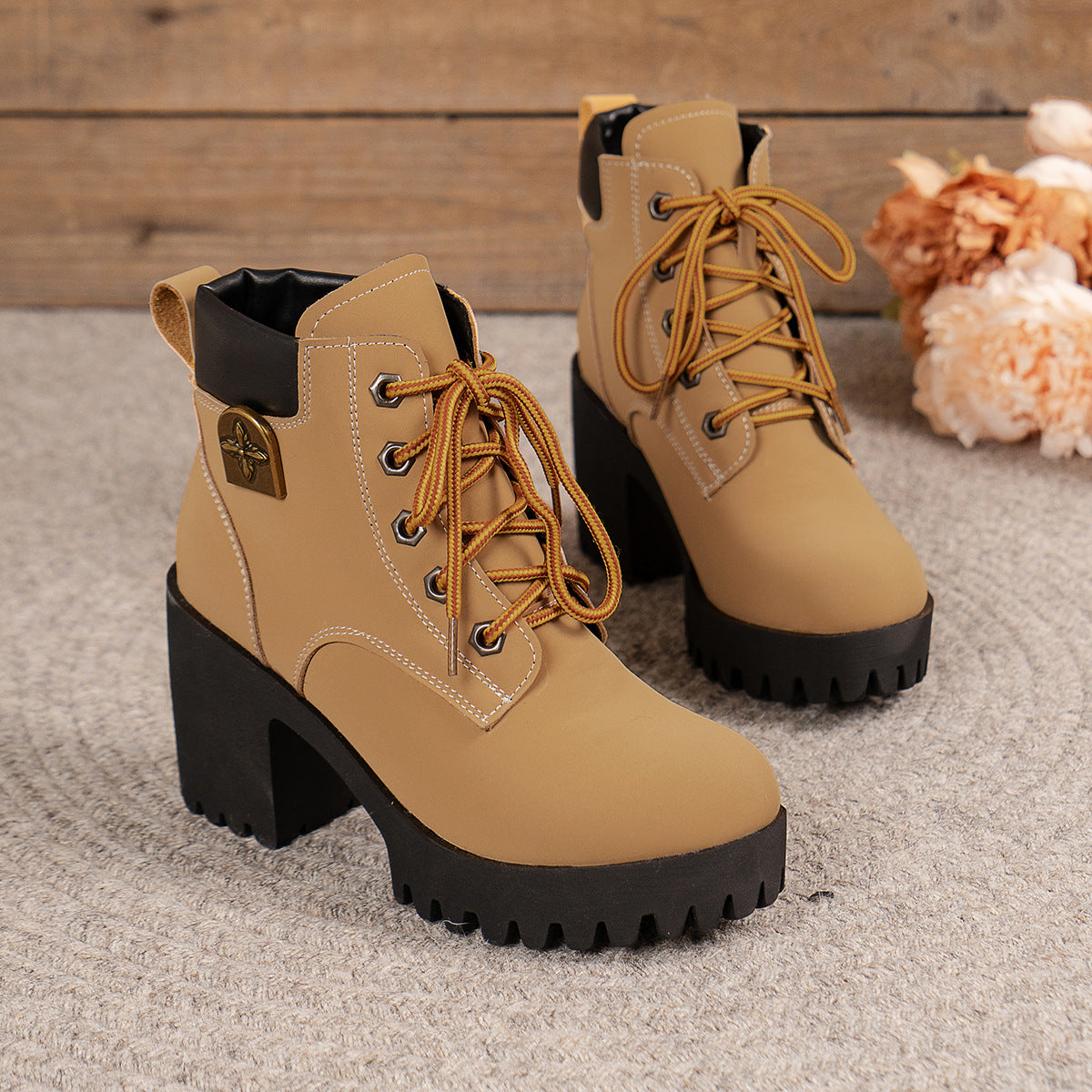 Urban Warrior Stiefel — Beherrsche die Strassen mit unaufhaltsamem Halt und wasserdichter Leistung