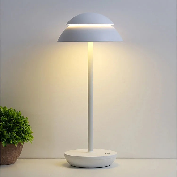 Kabellose Tischlampe mit Touch-Bedienung