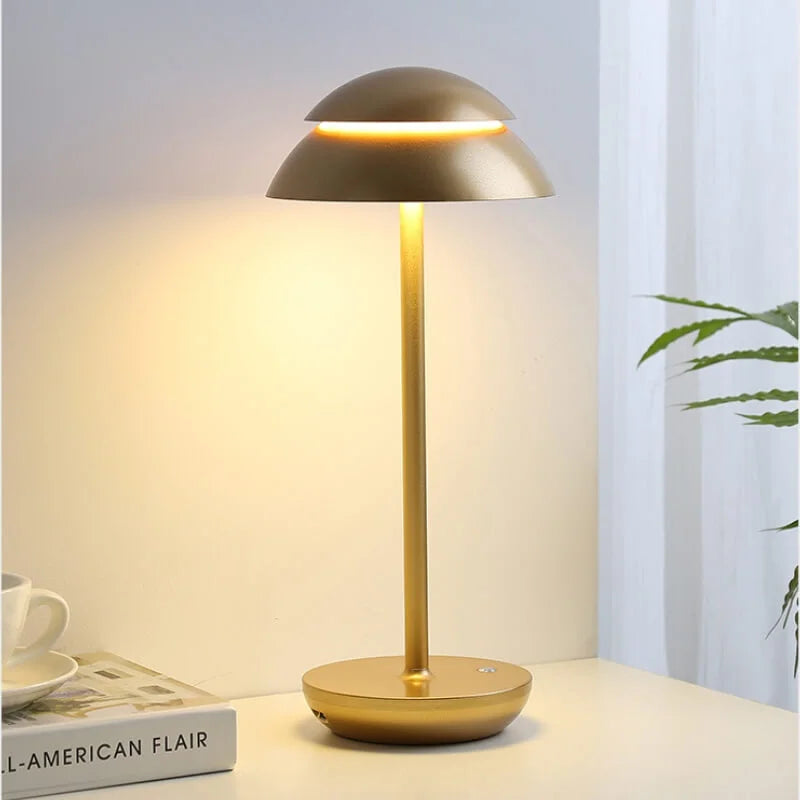 Kabellose Tischlampe mit Touch-Bedienung