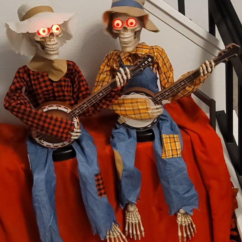 Lustige animierte duellierende Banjo-Skelette