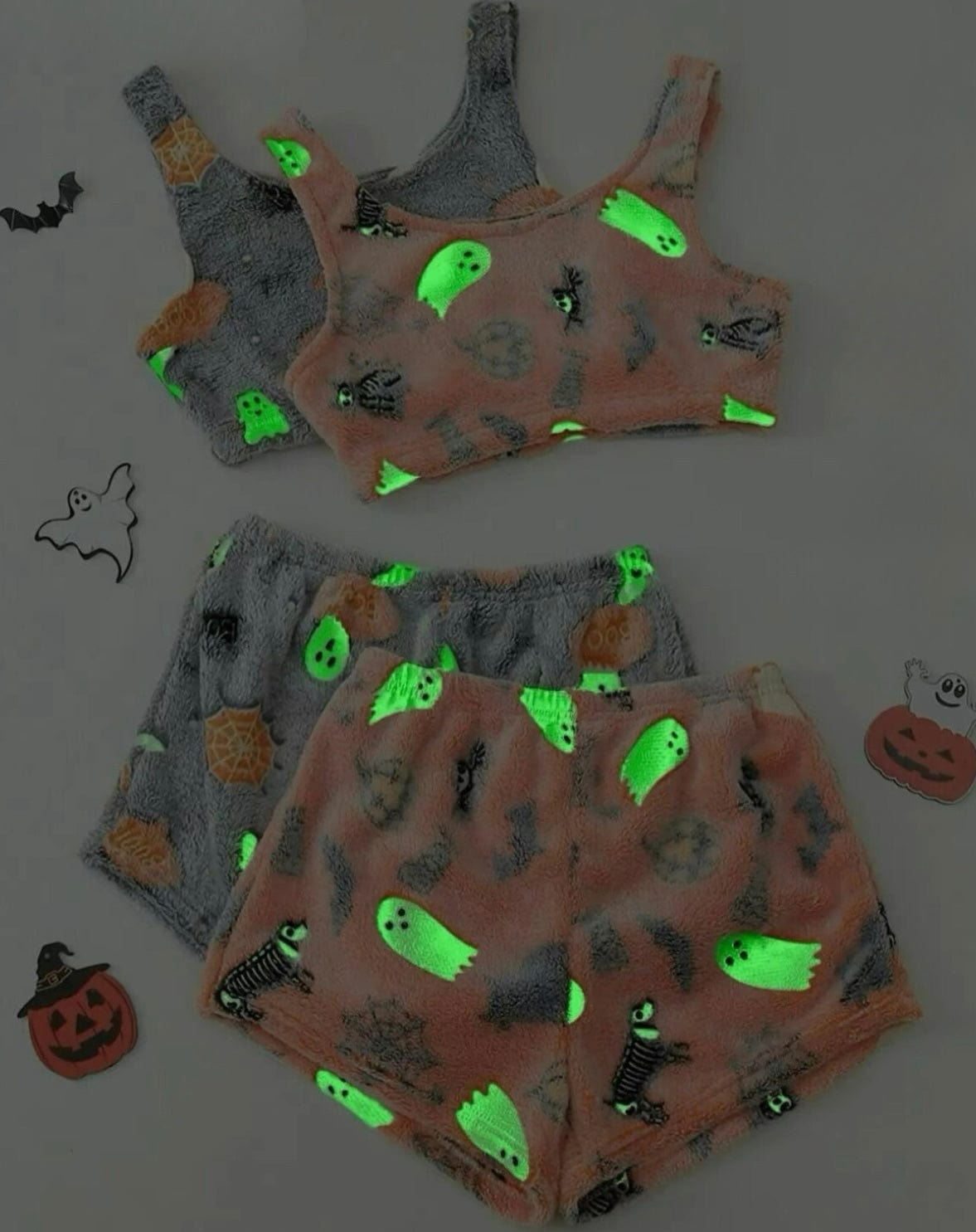 Leuchtendes gruseliges Pyjama-Set