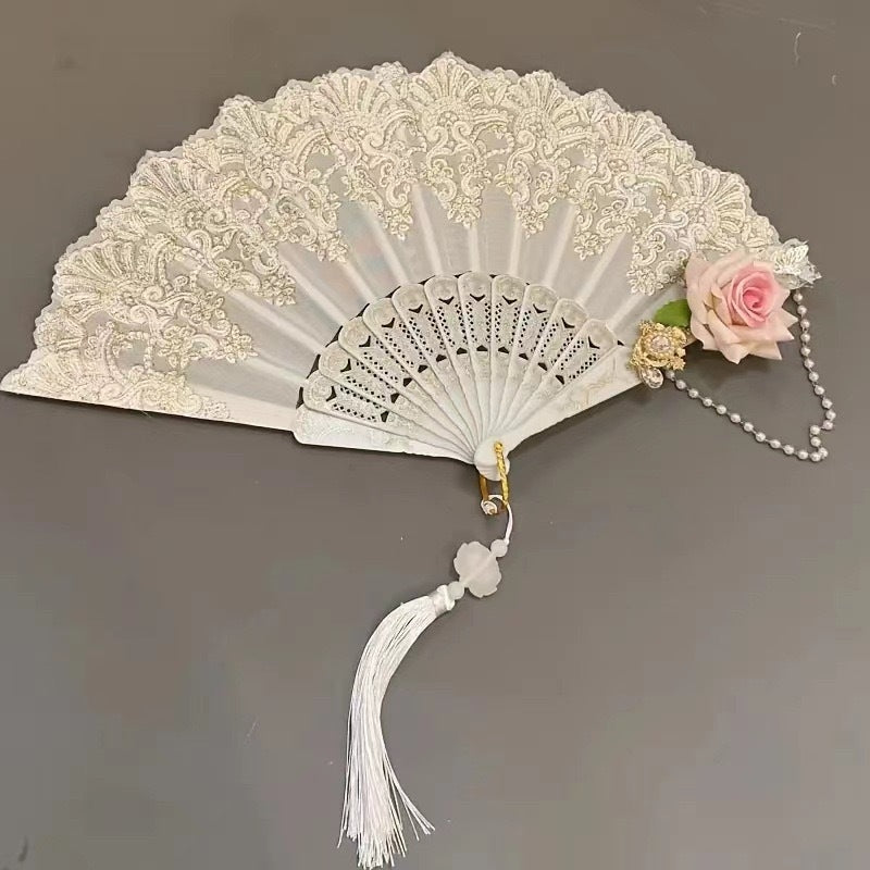 Faltfächer aus Spitze mit Blumenmuster für Hochzeiten und Partys – elegantes und leichtes Accessoire