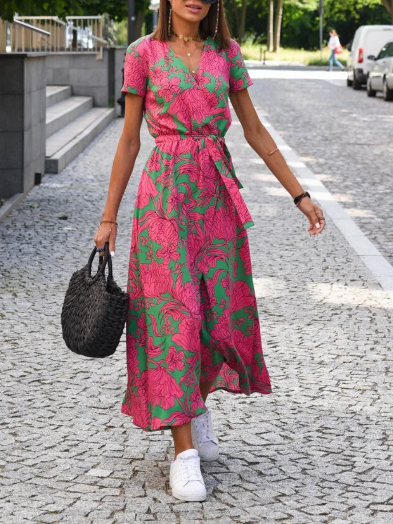 Damen-Wickelkleid mit Blumenmuster