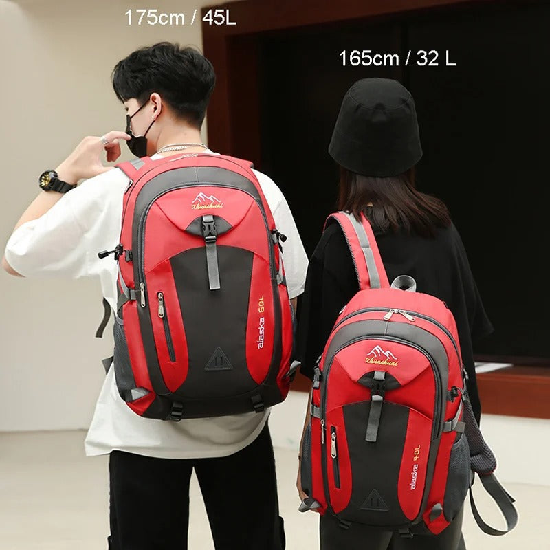 Wasserdichter 40-Liter-Rucksack für Abenteuer - bequem und funktional